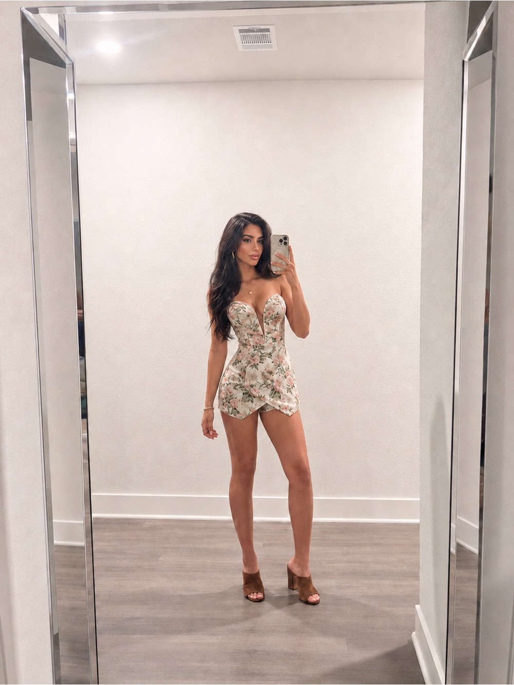 Floral Romper v neckline deep cut wire insert
